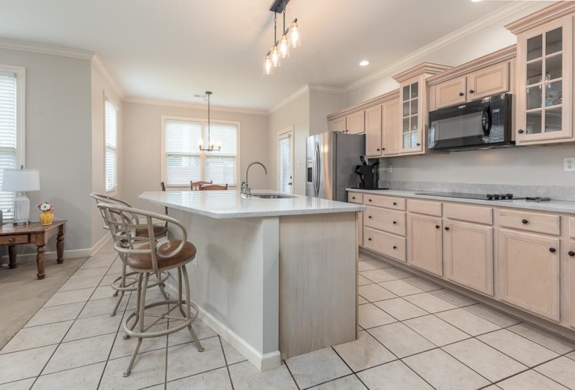 8960 GROVELAWN CV, Germantown, Tennessee 38139, 4 Bedrooms Bedrooms, 10 Rooms Rooms,3.1 BathroomsBathrooms,Residential,For Sale,GROVELAWN,10224898