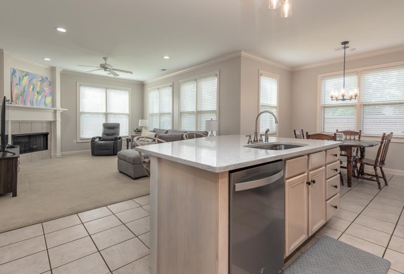 8960 GROVELAWN CV, Germantown, Tennessee 38139, 4 Bedrooms Bedrooms, 10 Rooms Rooms,3.1 BathroomsBathrooms,Residential,For Sale,GROVELAWN,10224898