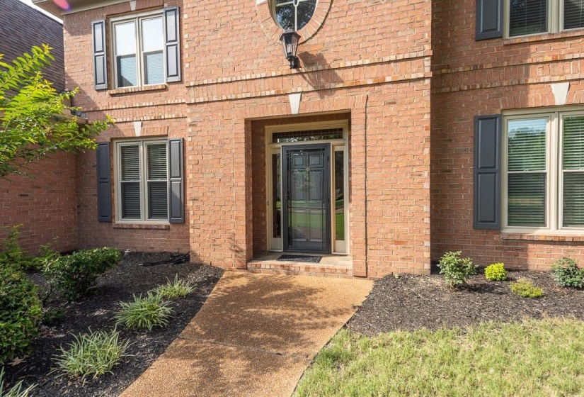 8960 GROVELAWN CV, Germantown, Tennessee 38139, 4 Bedrooms Bedrooms, 10 Rooms Rooms,3.1 BathroomsBathrooms,Residential,For Sale,GROVELAWN,10224898