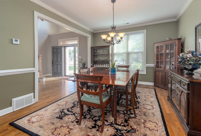 8960 GROVELAWN CV, Germantown, Tennessee 38139, 4 Bedrooms Bedrooms, 10 Rooms Rooms,3.1 BathroomsBathrooms,Residential,For Sale,GROVELAWN,10224898