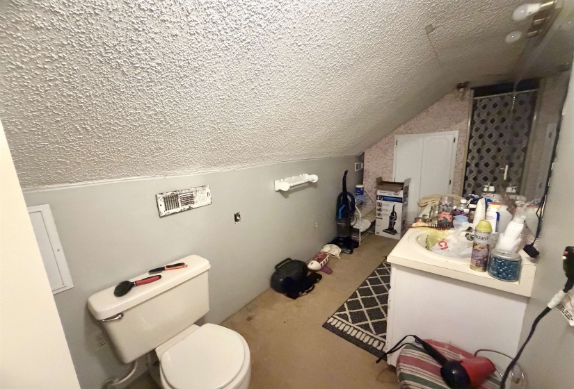 978 PURON RD, Adamsville, Tennessee 38310-4326, 4 Bedrooms Bedrooms, 10 Rooms Rooms,3 BathroomsBathrooms,Residential,For Sale,PURON,10224899