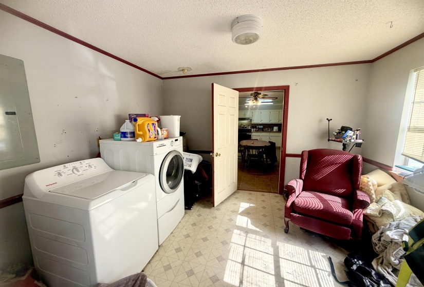 978 PURON RD, Adamsville, Tennessee 38310-4326, 4 Bedrooms Bedrooms, 10 Rooms Rooms,3 BathroomsBathrooms,Residential,For Sale,PURON,10224899