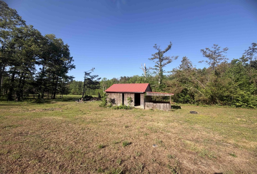 978 PURON RD, Adamsville, Tennessee 38310-4326, 4 Bedrooms Bedrooms, 10 Rooms Rooms,3 BathroomsBathrooms,Residential,For Sale,PURON,10224899