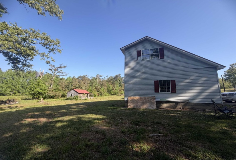978 PURON RD, Adamsville, Tennessee 38310-4326, 4 Bedrooms Bedrooms, 10 Rooms Rooms,3 BathroomsBathrooms,Residential,For Sale,PURON,10224899