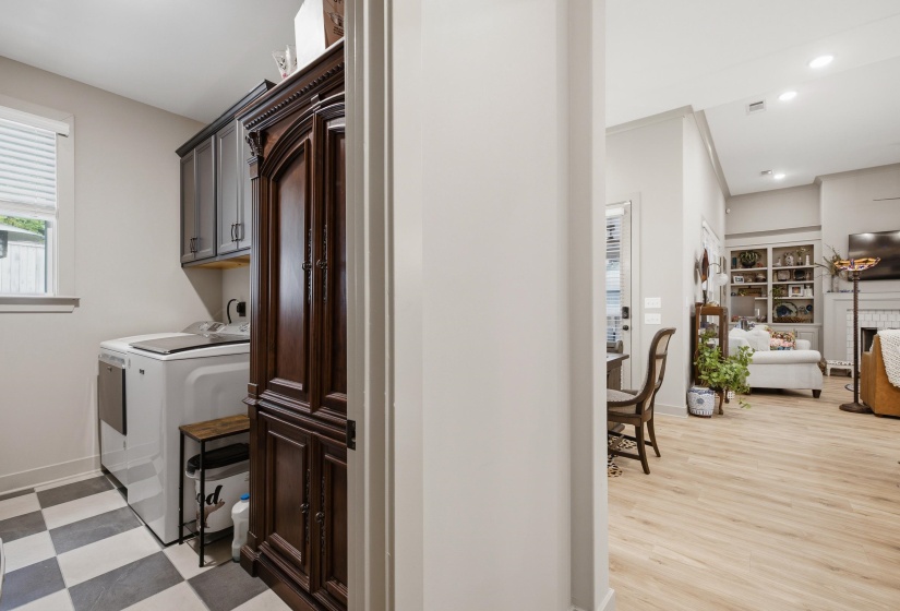 619 MOUNT LAUREL DR, Collierville, Tennessee 38017, 4 Bedrooms Bedrooms, 13 Rooms Rooms,3 BathroomsBathrooms,Residential,For Sale,MOUNT LAUREL,10224900