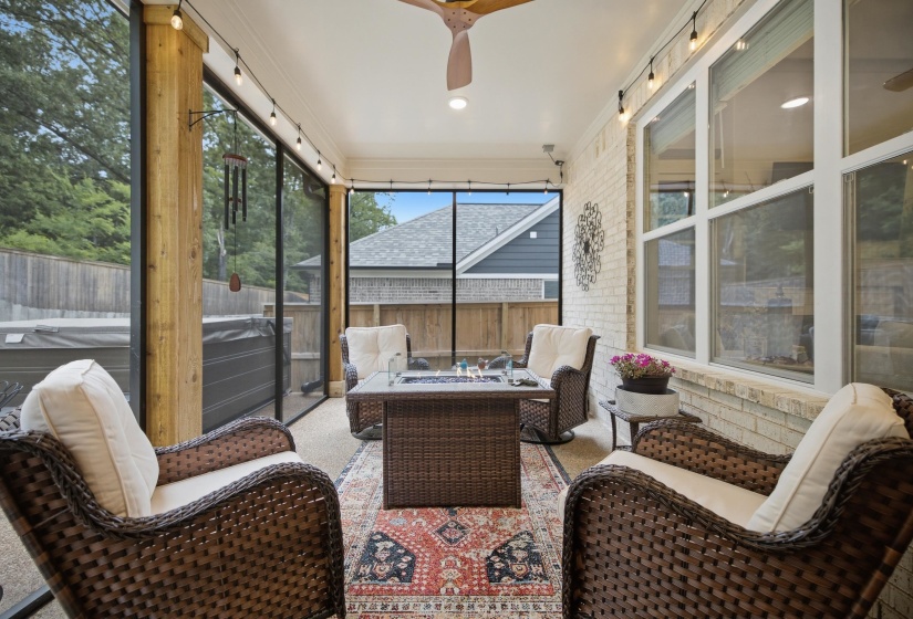619 MOUNT LAUREL DR, Collierville, Tennessee 38017, 4 Bedrooms Bedrooms, 13 Rooms Rooms,3 BathroomsBathrooms,Residential,For Sale,MOUNT LAUREL,10224900