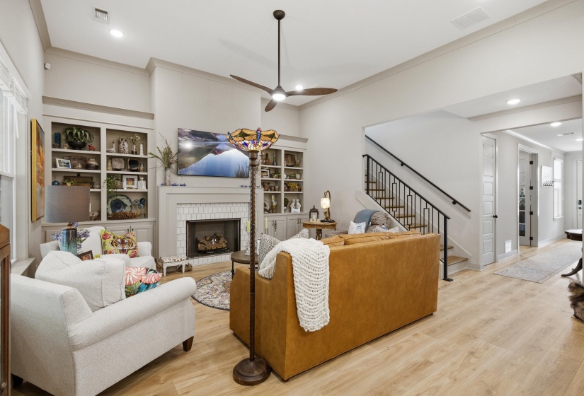 619 MOUNT LAUREL DR, Collierville, Tennessee 38017, 4 Bedrooms Bedrooms, 13 Rooms Rooms,3 BathroomsBathrooms,Residential,For Sale,MOUNT LAUREL,10224900