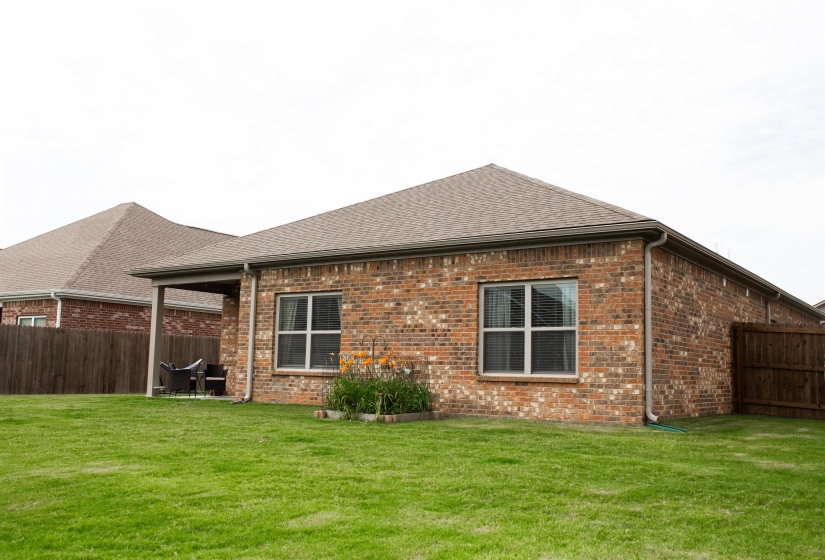4806 BARRETT OAKS DR, Millington, Tennessee 38053-5020, 4 Bedrooms Bedrooms, 7 Rooms Rooms,2 BathroomsBathrooms,Residential,For Sale,BARRETT OAKS,10224901