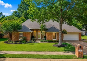3031 STONECREST CIR, Lakeland, Tennessee 38002, 3 Bedrooms Bedrooms, 6 Rooms Rooms,2 BathroomsBathrooms,Residential,For Sale,STONECREST,10224904