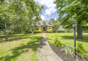 20 CHEYENNE CV, Savannah, Tennessee 38372, 5 Bedrooms Bedrooms, 10 Rooms Rooms,3.1 BathroomsBathrooms,Residential,For Sale,CHEYENNE,10224907