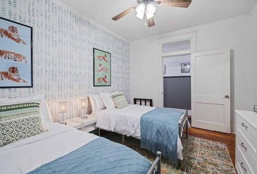 2036 LINDEN AVE, Memphis, Tennessee 38104, 3 Bedrooms Bedrooms, 4 Rooms Rooms,1 BathroomBathrooms,Rental Properties,For Sale,LINDEN,10224920