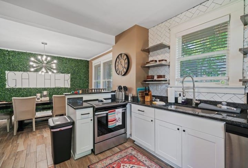 2036 LINDEN AVE, Memphis, Tennessee 38104, 3 Bedrooms Bedrooms, 4 Rooms Rooms,1 BathroomBathrooms,Rental Properties,For Sale,LINDEN,10224920