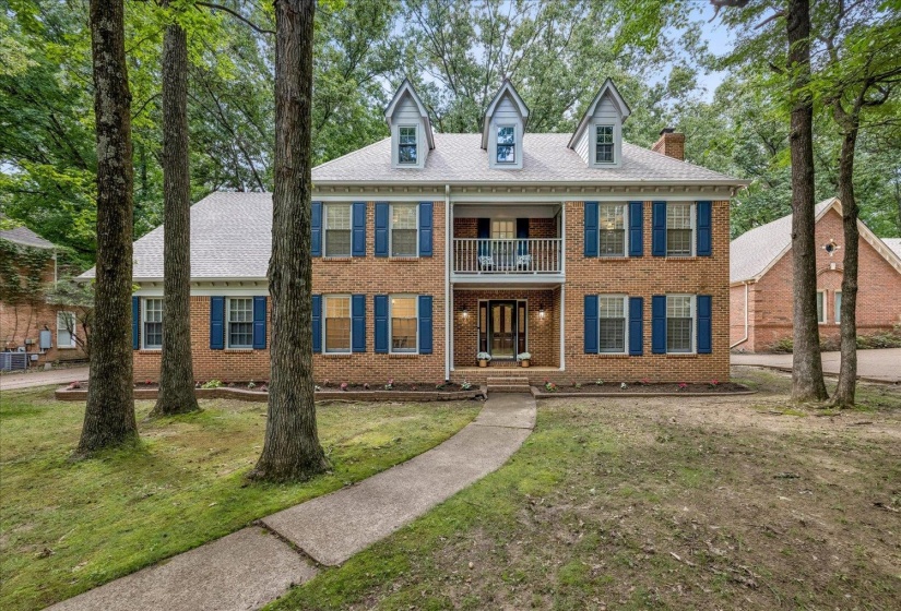 8670 RIVERWOOD FARMS PKY, Memphis, Tennessee 38016, 3 Bedrooms Bedrooms, 7 Rooms Rooms,2.1 BathroomsBathrooms,Residential,For Sale,RIVERWOOD FARMS,10224911