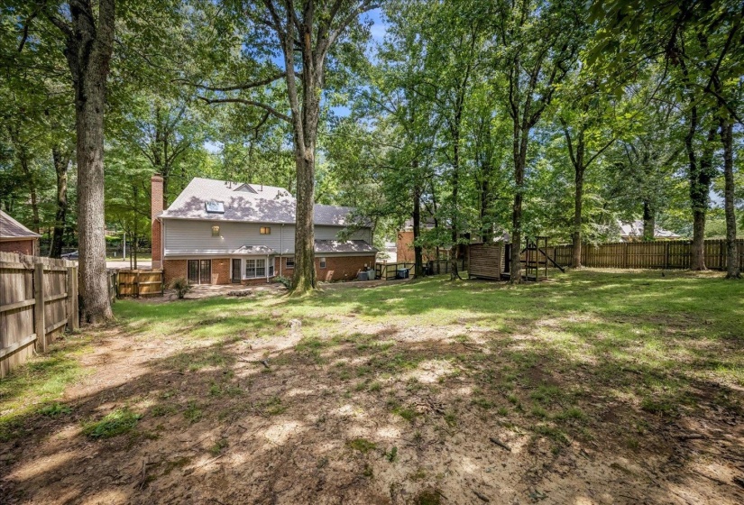 8670 RIVERWOOD FARMS PKY, Memphis, Tennessee 38016, 3 Bedrooms Bedrooms, 7 Rooms Rooms,2.1 BathroomsBathrooms,Residential,For Sale,RIVERWOOD FARMS,10224911