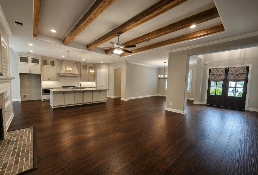217 CHADWICK WOODS LN, Collierville, Tennessee 38017, 4 Bedrooms Bedrooms, 9 Rooms Rooms,3.1 BathroomsBathrooms,Residential,For Sale,CHADWICK WOODS,10224912