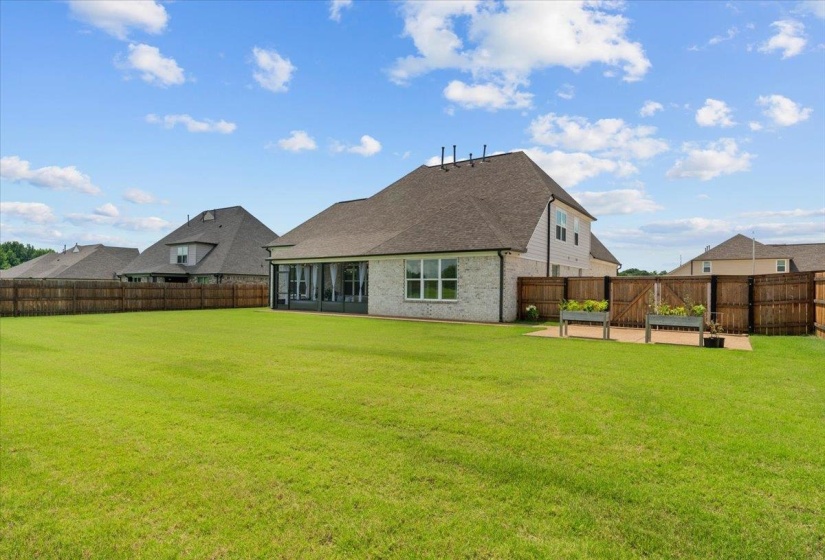 14806 ELM HILL DR, Olive Branch, Mississippi 38654-1078, 5 Bedrooms Bedrooms, 10 Rooms Rooms,3.1 BathroomsBathrooms,Residential,For Sale,ELM HILL,10224913