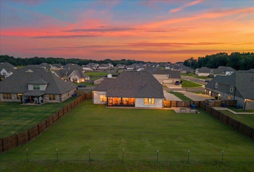 14806 ELM HILL DR, Olive Branch, Mississippi 38654-1078, 5 Bedrooms Bedrooms, 10 Rooms Rooms,3.1 BathroomsBathrooms,Residential,For Sale,ELM HILL,10224913