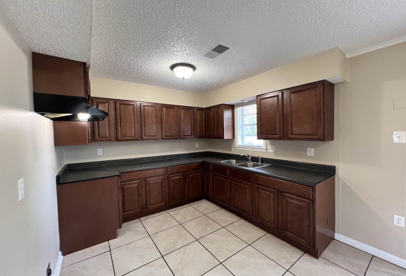 5170 BROKEN OAK DR, Memphis, Tennessee 38127, 3 Bedrooms Bedrooms, 5 Rooms Rooms,1 BathroomBathrooms,Residential,For Sale,BROKEN OAK,10224915