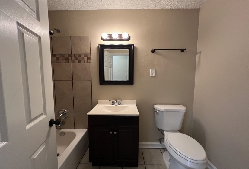 5170 BROKEN OAK DR, Memphis, Tennessee 38127, 3 Bedrooms Bedrooms, 5 Rooms Rooms,1 BathroomBathrooms,Residential,For Sale,BROKEN OAK,10224915