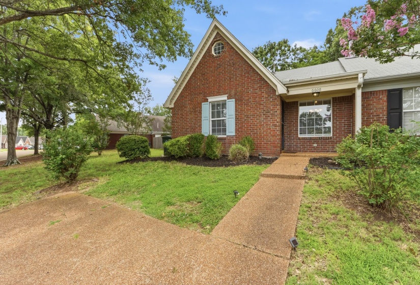 6608 SUNGATE DR, Bartlett, Tennessee 38135, 3 Bedrooms Bedrooms, 5 Rooms Rooms,2 BathroomsBathrooms,Residential,For Sale,SUNGATE,10224923