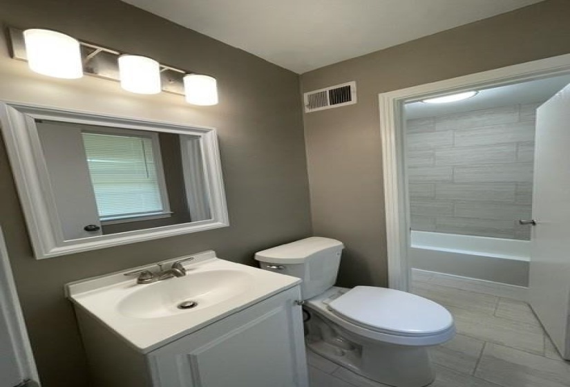 5181 CANA RD, Memphis, Tennessee 38109, 3 Bedrooms Bedrooms, 5 Rooms Rooms,1.1 BathroomsBathrooms,Residential,For Sale,CANA,10224929