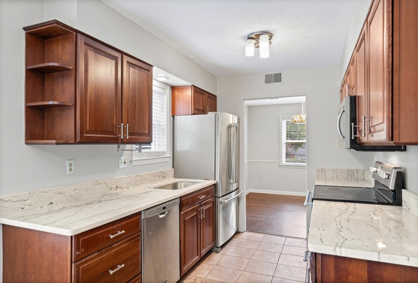 461 DOVE VALLEY DR, Collierville, Tennessee 38017, 4 Bedroom Bedrooms, 8 Room Rooms,2 BathroomBathrooms,Residential,For Sale,DOVE VALLEY,0,10224930