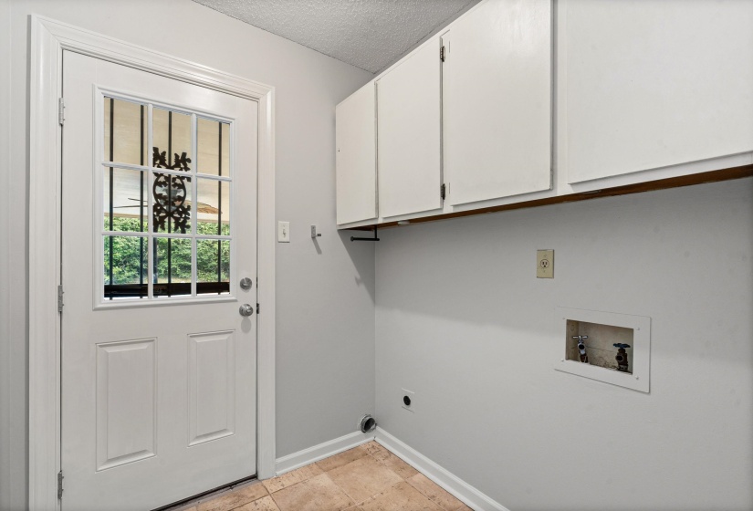 461 DOVE VALLEY DR, Collierville, Tennessee 38017, 4 Bedroom Bedrooms, 8 Room Rooms,2 BathroomBathrooms,Residential,For Sale,DOVE VALLEY,0,10224930