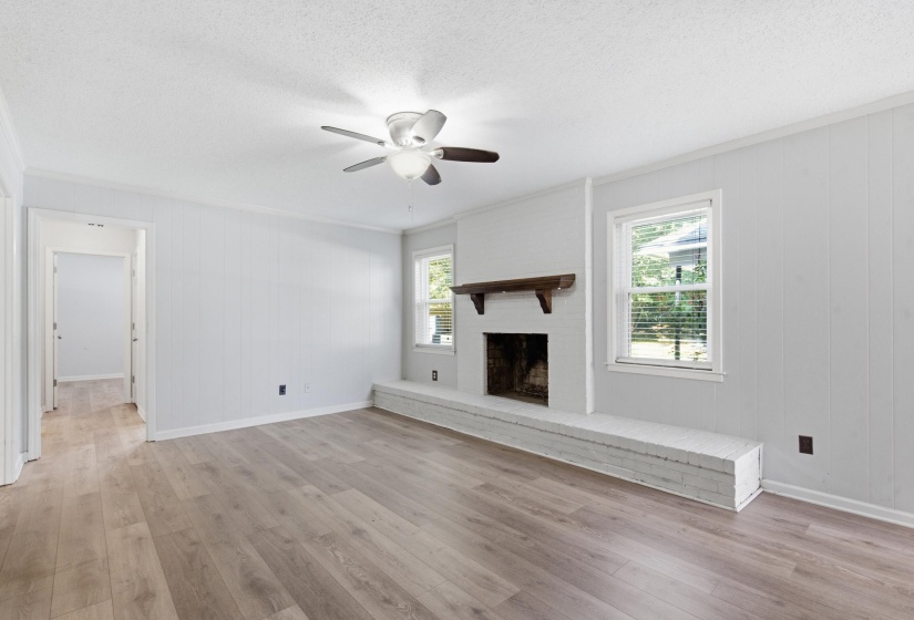 461 DOVE VALLEY DR, Collierville, Tennessee 38017, 4 Bedroom Bedrooms, 8 Room Rooms,2 BathroomBathrooms,Residential,For Sale,DOVE VALLEY,0,10224930