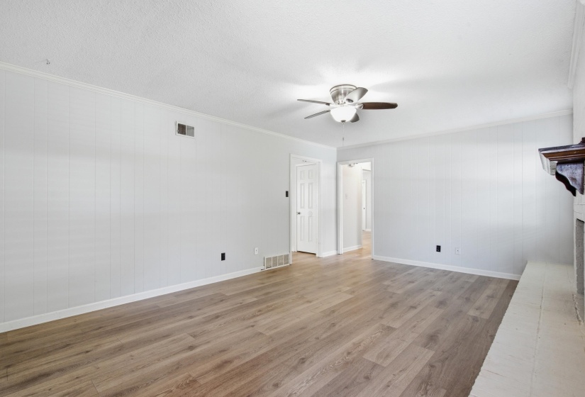 461 DOVE VALLEY DR, Collierville, Tennessee 38017, 4 Bedroom Bedrooms, 8 Room Rooms,2 BathroomBathrooms,Residential,For Sale,DOVE VALLEY,0,10224930
