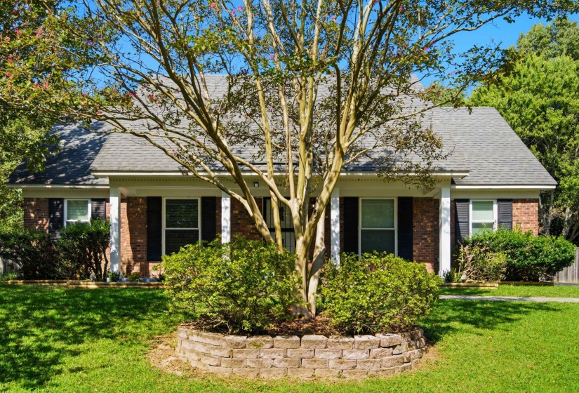 461 DOVE VALLEY DR, Collierville, Tennessee 38017, 4 Bedroom Bedrooms, 8 Room Rooms,2 BathroomBathrooms,Residential,For Sale,DOVE VALLEY,0,10224930