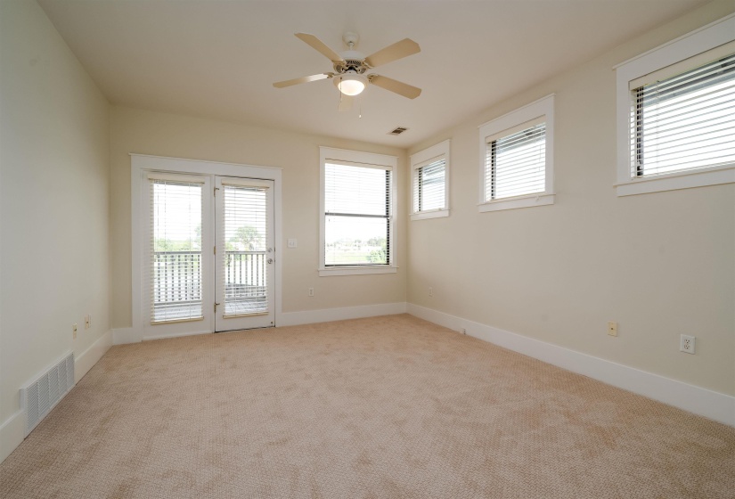 692 MARINA COTTAGE DR, Memphis, Tennessee 38103, 2 Bedrooms Bedrooms, 6 Rooms Rooms,2.1 BathroomsBathrooms,Residential,For Sale,MARINA COTTAGE,10224941