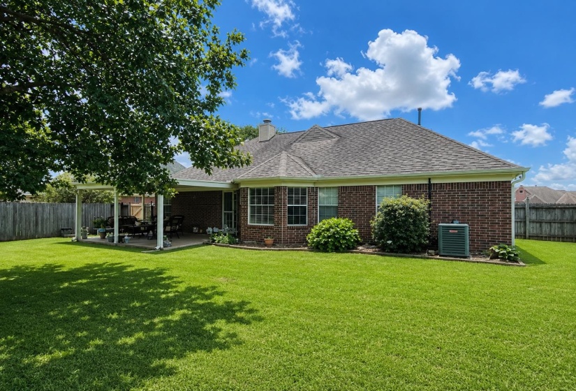 415 OAKLAND HILLS DR, Oakland, Tennessee 38060, 3 Bedrooms Bedrooms, 5 Rooms Rooms,2 BathroomsBathrooms,Residential,For Sale,OAKLAND HILLS,10224946