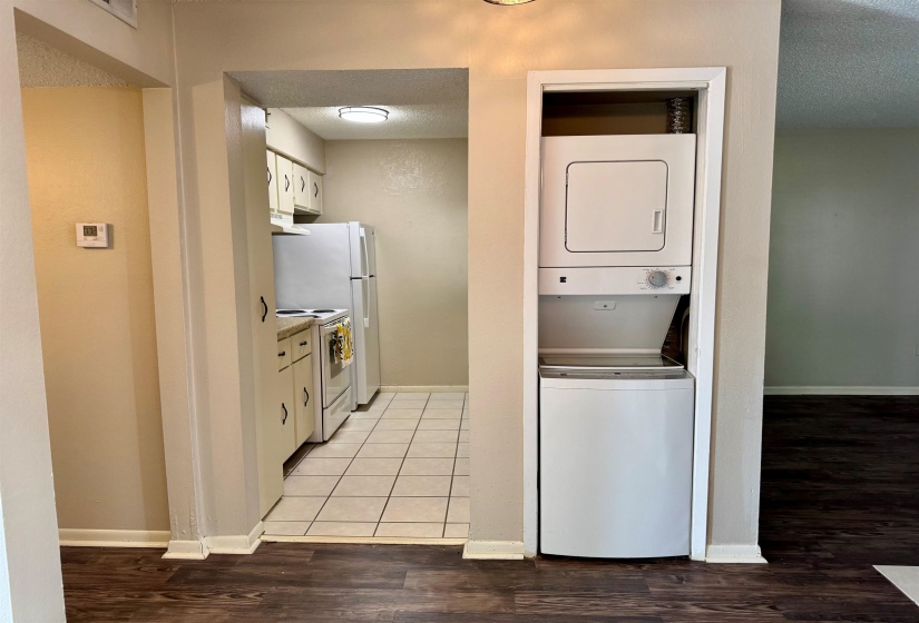 6692 WHISPERING OAK PL, Memphis, Tennessee 38120, 1 Bedroom Bedrooms, 6 Room Rooms,1 BathroomBathrooms,Residential,For Sale,WHISPERING OAK,0,10224949