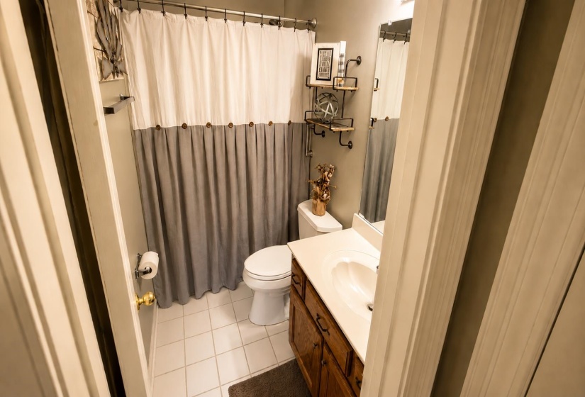 11652 BELLE MANOR DR, Arlington, Tennessee 38002, 4 Bedrooms Bedrooms, 7 Rooms Rooms,2 BathroomsBathrooms,Rental Properties,For Sale,BELLE MANOR,10224953