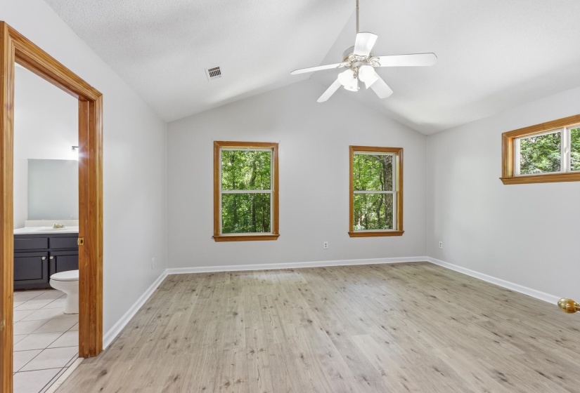 1000 EWELL RD, Moscow, Tennessee 38057, 2 Bedrooms Bedrooms, 5 Rooms Rooms,2 BathroomsBathrooms,Residential,For Sale,EWELL,10224952