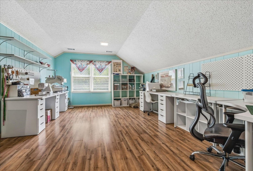 1378 PINE BARK CV, Memphis, Tennessee 38120, 4 Bedrooms Bedrooms, 11 Rooms Rooms,2.1 BathroomsBathrooms,Residential,For Sale,PINE BARK,10224954