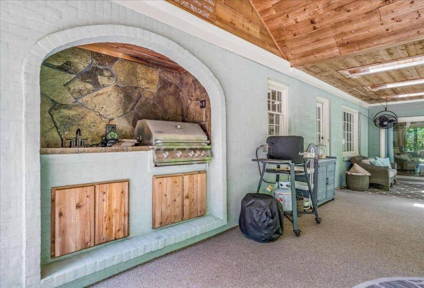 1378 PINE BARK CV, Memphis, Tennessee 38120, 4 Bedrooms Bedrooms, 11 Rooms Rooms,2.1 BathroomsBathrooms,Residential,For Sale,PINE BARK,10224954