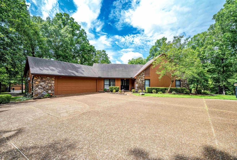 3255 PITTMAN RD, Somerville, Tennessee 38068, 3 Bedrooms Bedrooms, 7 Rooms Rooms,2.1 BathroomsBathrooms,Residential,For Sale,PITTMAN,10224959