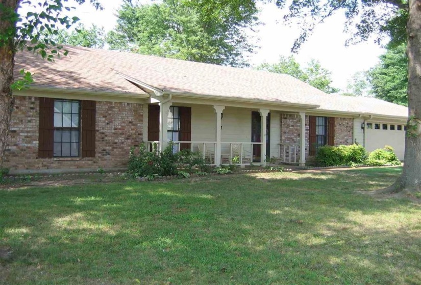 363 FLETCHER HOLLOW DR, Collierville, Tennessee 38017, 3 Bedrooms Bedrooms, 5 Rooms Rooms,2 BathroomsBathrooms,Rental Properties,For Sale,FLETCHER HOLLOW,10224962