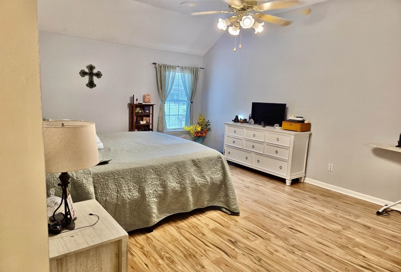 266 BOULDINCREST AVE, Collierville, Tennessee 38017, 3 Bedrooms Bedrooms, 7 Rooms Rooms,2 BathroomsBathrooms,Rental Properties,For Sale,BOULDINCREST,10224965
