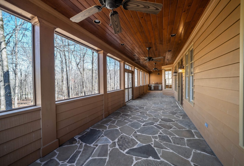 6355 JERNIGAN RD, Somerville, Tennessee 38068, 5 Bedrooms Bedrooms, 9 Rooms Rooms,3 BathroomsBathrooms,Residential,For Sale,JERNIGAN,10224961