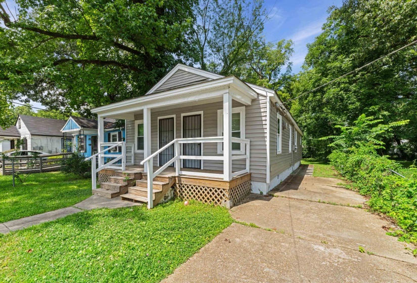 1621 OAKWOOD ST, Memphis, Tennessee 38108, 2 Bedrooms Bedrooms, ,1 BathroomBathrooms,Duplexes,For Sale,OAKWOOD,10224990