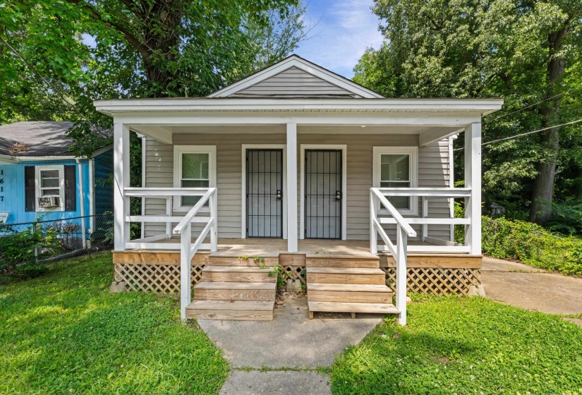 1621 OAKWOOD ST, Memphis, Tennessee 38108, 2 Bedrooms Bedrooms, ,1 BathroomBathrooms,Duplexes,For Sale,OAKWOOD,10224990