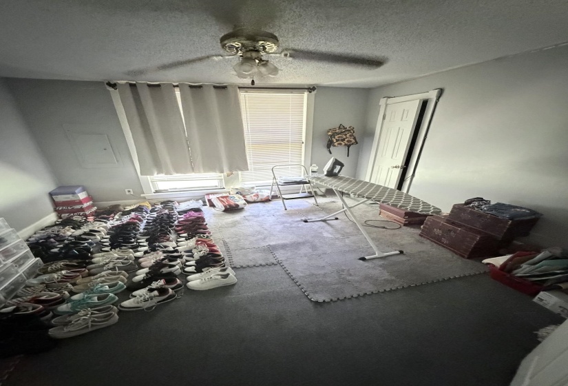 196 TURNER LN, Covington, Tennessee 38019, 3 Bedrooms Bedrooms, 8 Rooms Rooms,2 BathroomsBathrooms,Residential,For Sale,TURNER,10224972