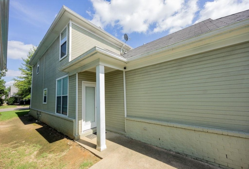 1387 ISLAND PL, Memphis, Tennessee 38103, 3 Bedrooms Bedrooms, 6 Rooms Rooms,2.1 BathroomsBathrooms,Residential,For Sale,ISLAND,10224973