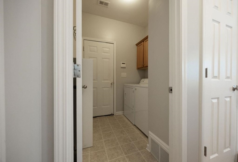 1387 ISLAND PL, Memphis, Tennessee 38103, 3 Bedrooms Bedrooms, 6 Rooms Rooms,2.1 BathroomsBathrooms,Residential,For Sale,ISLAND,10224973