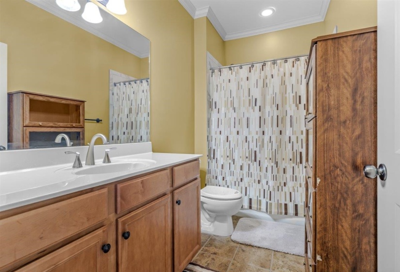 1045 WOODLDAND GLADE CV, Unincorporated, Tennessee 38018, 4 Bedrooms Bedrooms, 11 Rooms Rooms,4.1 BathroomsBathrooms,Residential,For Sale,WOODLDAND GLADE,10224977