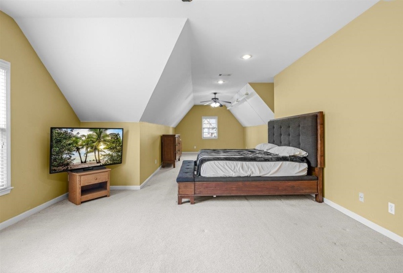 1045 WOODLDAND GLADE CV, Unincorporated, Tennessee 38018, 4 Bedrooms Bedrooms, 11 Rooms Rooms,4.1 BathroomsBathrooms,Residential,For Sale,WOODLDAND GLADE,10224977