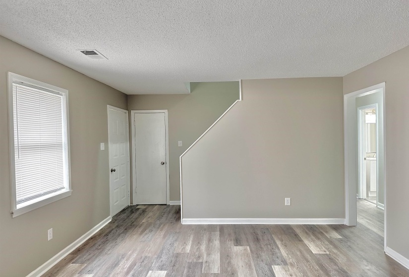 4376 COLEMAN RD, Memphis, Tennessee 38128, 4 Bedrooms Bedrooms, 7 Rooms Rooms,2 BathroomsBathrooms,Residential,For Sale,COLEMAN,10224995