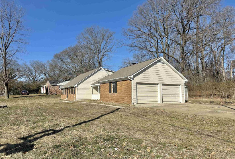 4376 COLEMAN RD, Memphis, Tennessee 38128, 4 Bedrooms Bedrooms, 7 Rooms Rooms,2 BathroomsBathrooms,Residential,For Sale,COLEMAN,10224995